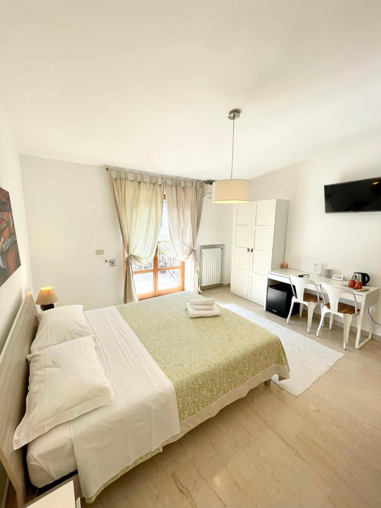 B&B Le Saline Taranto Ngoại thất bức ảnh