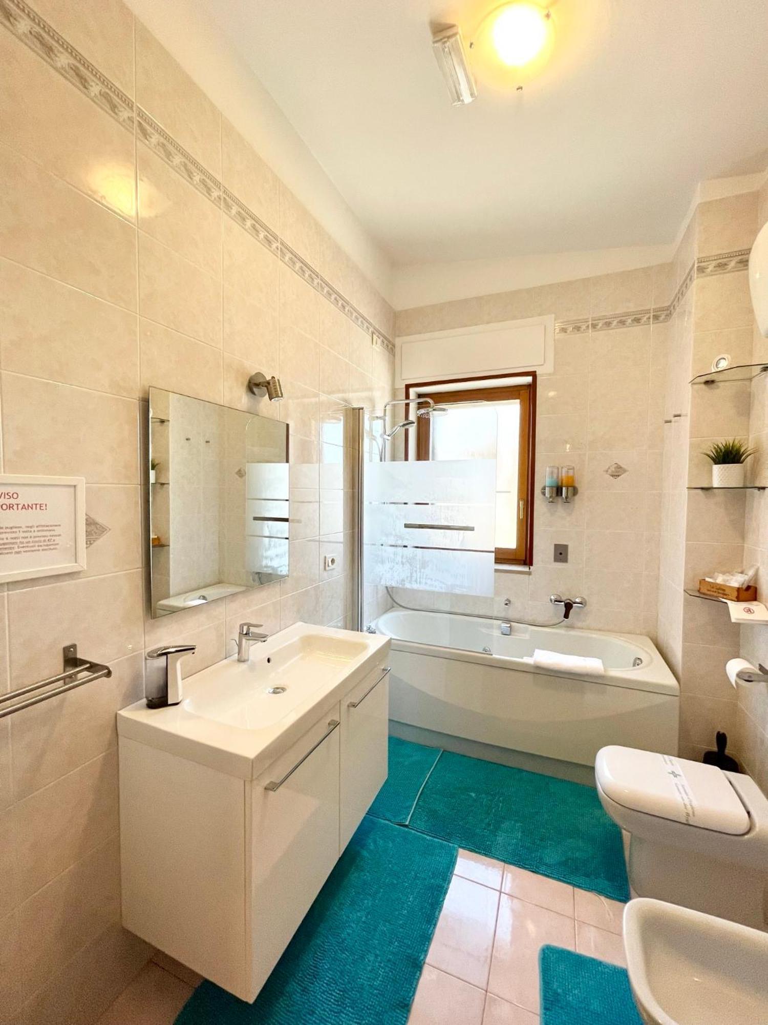 B&B Le Saline Taranto Ngoại thất bức ảnh