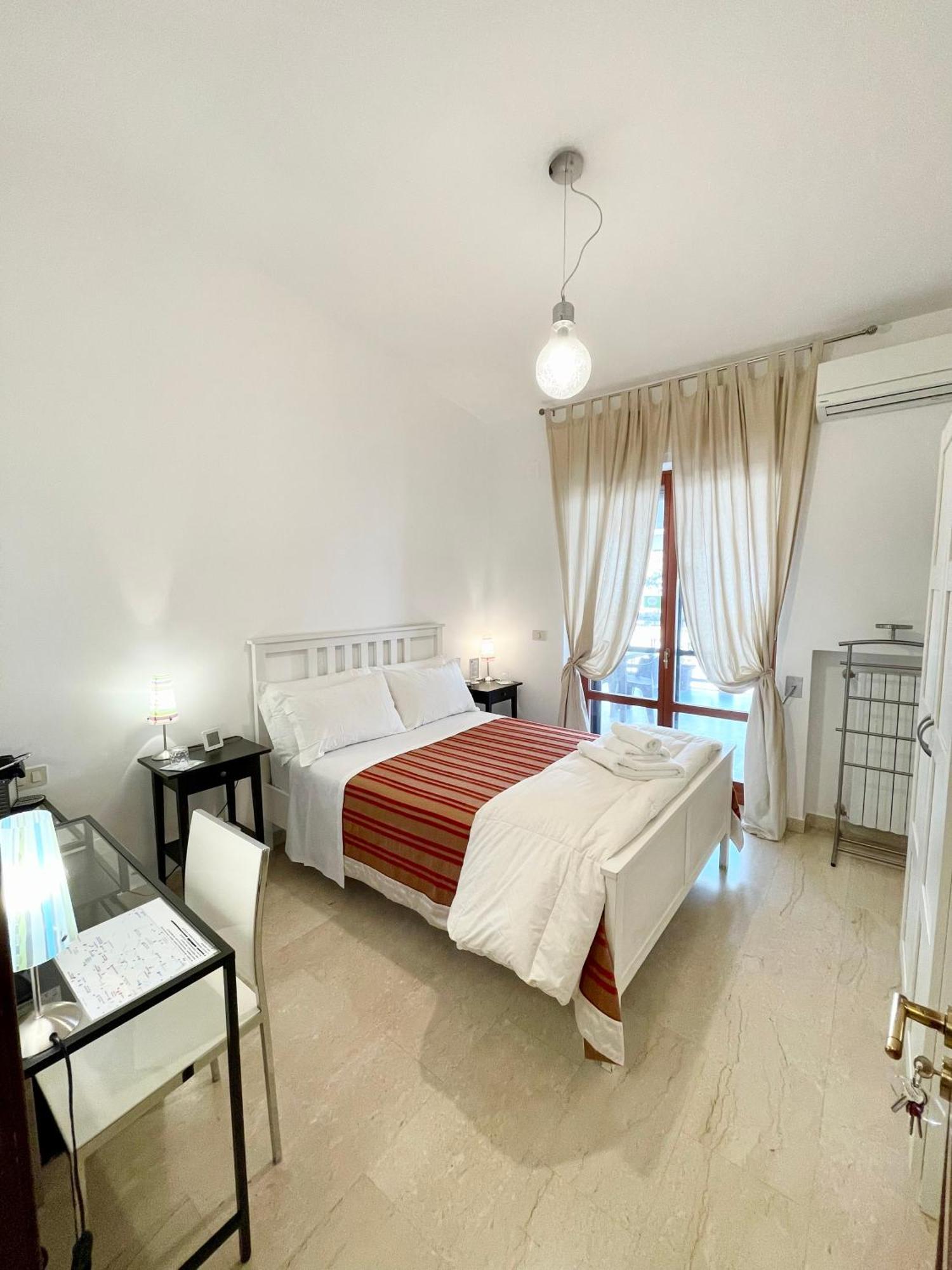 B&B Le Saline Taranto Ngoại thất bức ảnh