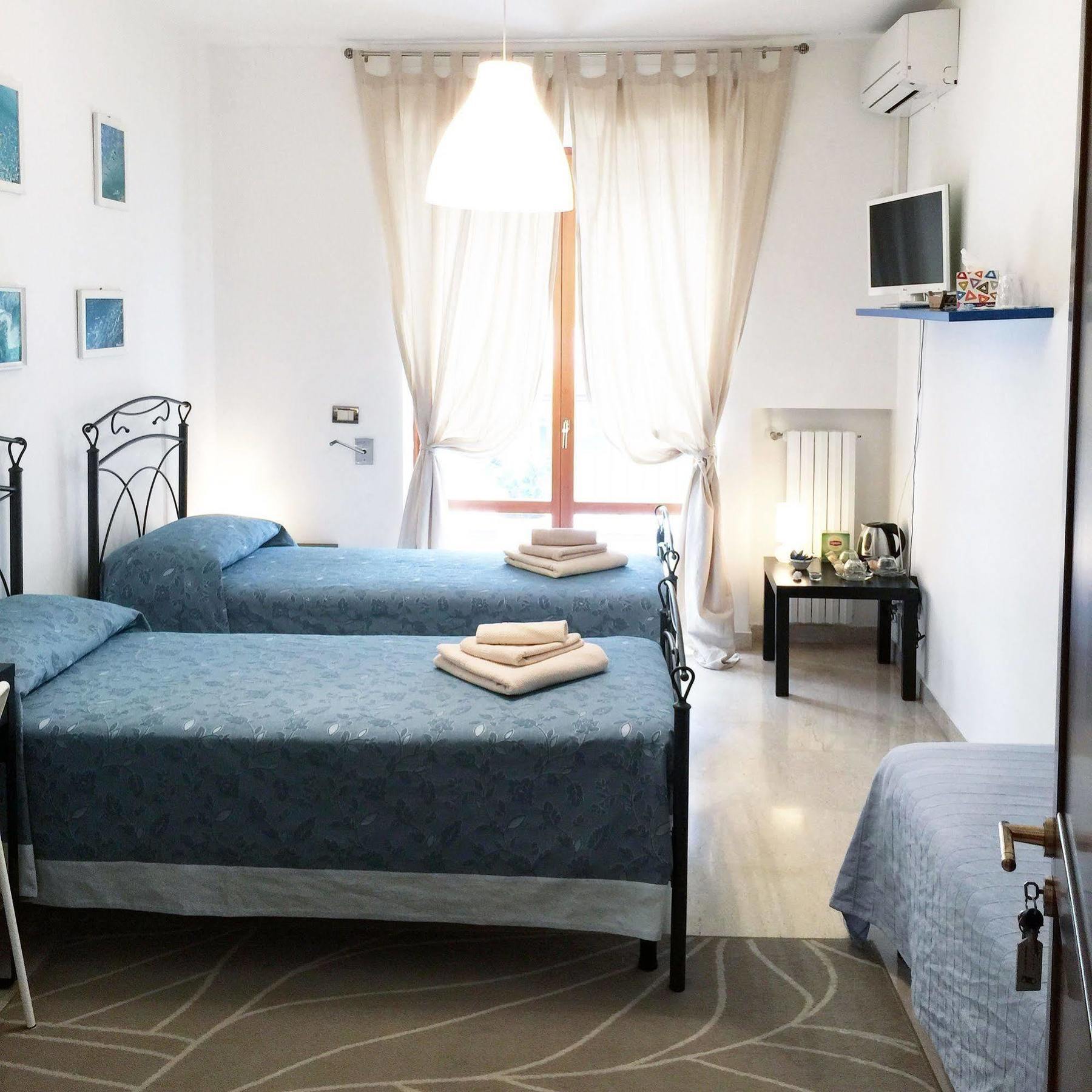 B&B Le Saline Taranto Ngoại thất bức ảnh