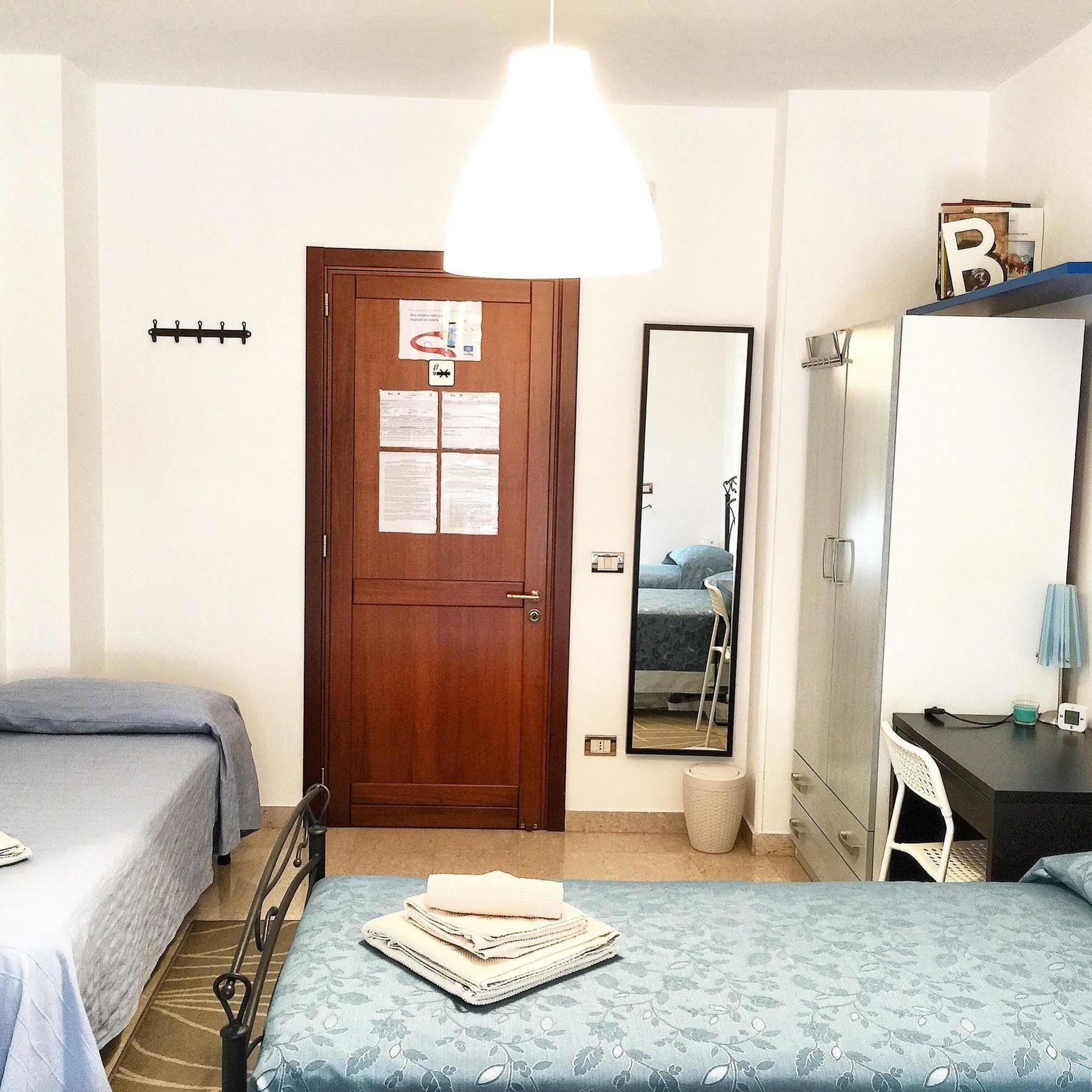 B&B Le Saline Taranto Ngoại thất bức ảnh
